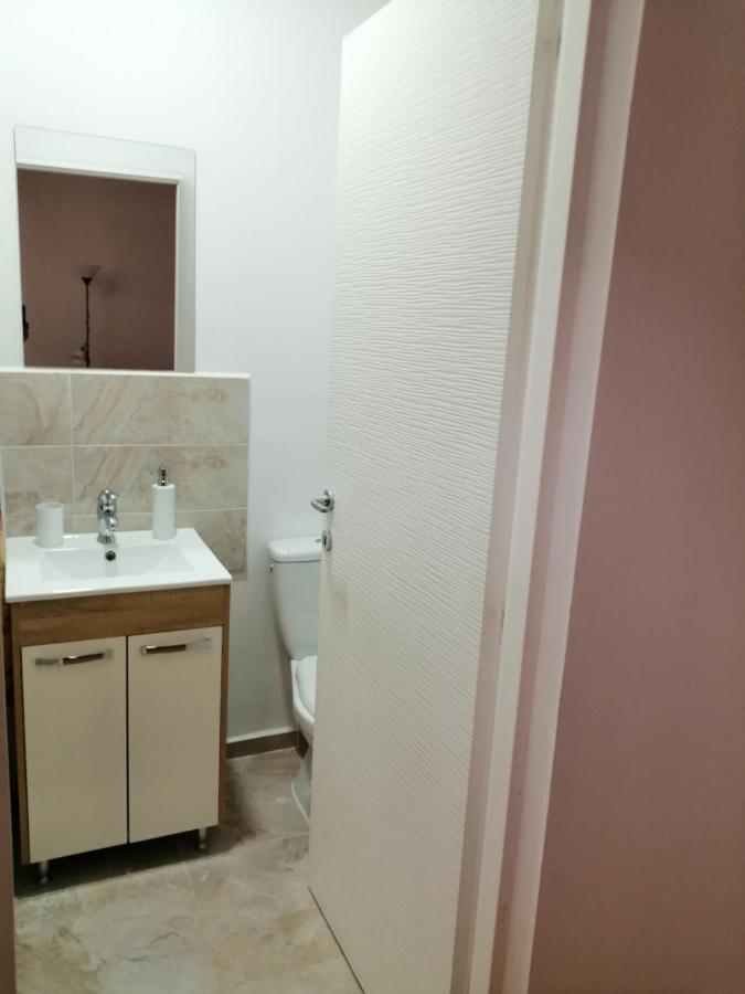 Violet House Apartment ทูร์ดา ภายนอก รูปภาพ