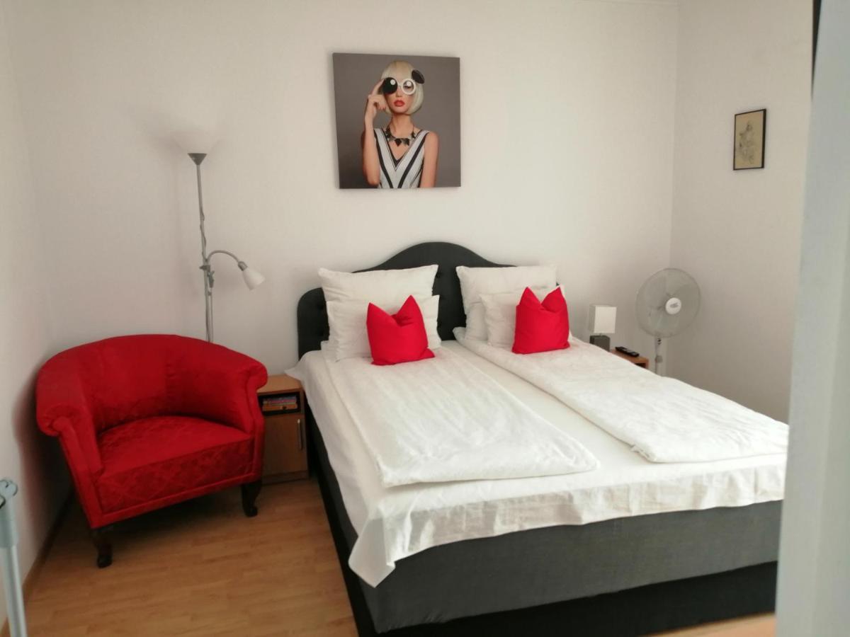 Violet House Apartment ทูร์ดา ภายนอก รูปภาพ