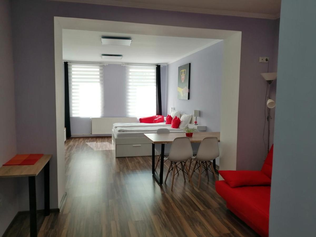 Violet House Apartment ทูร์ดา ภายนอก รูปภาพ