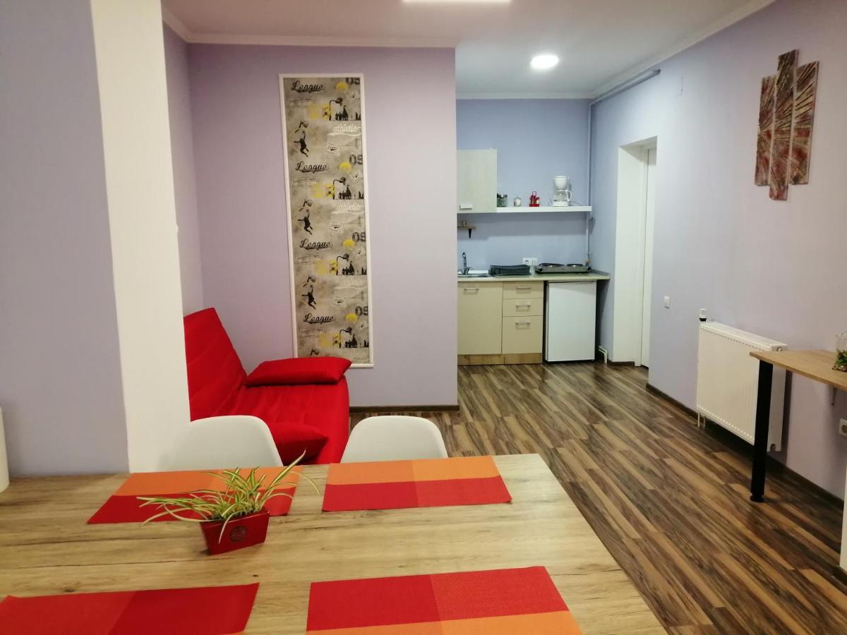 Violet House Apartment ทูร์ดา ภายนอก รูปภาพ