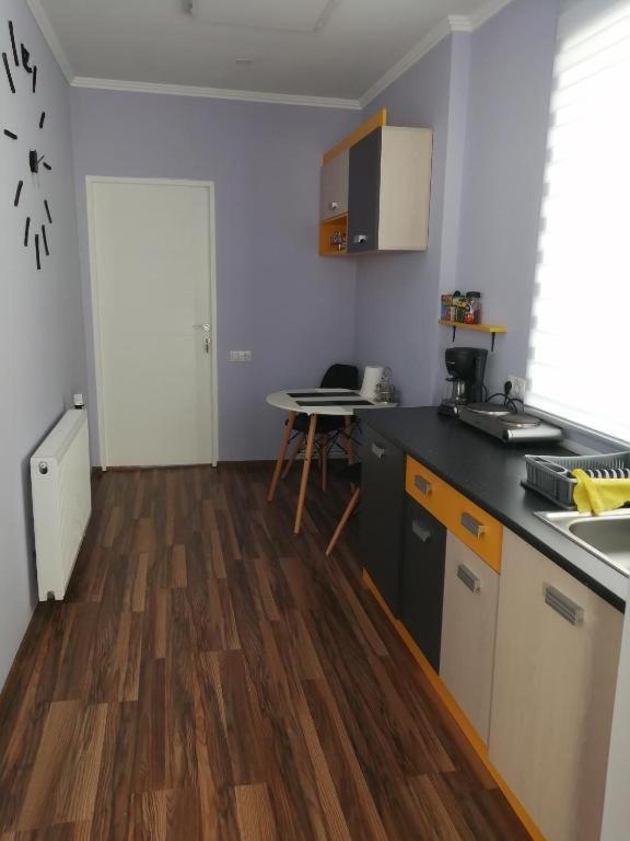 Violet House Apartment ทูร์ดา ภายนอก รูปภาพ