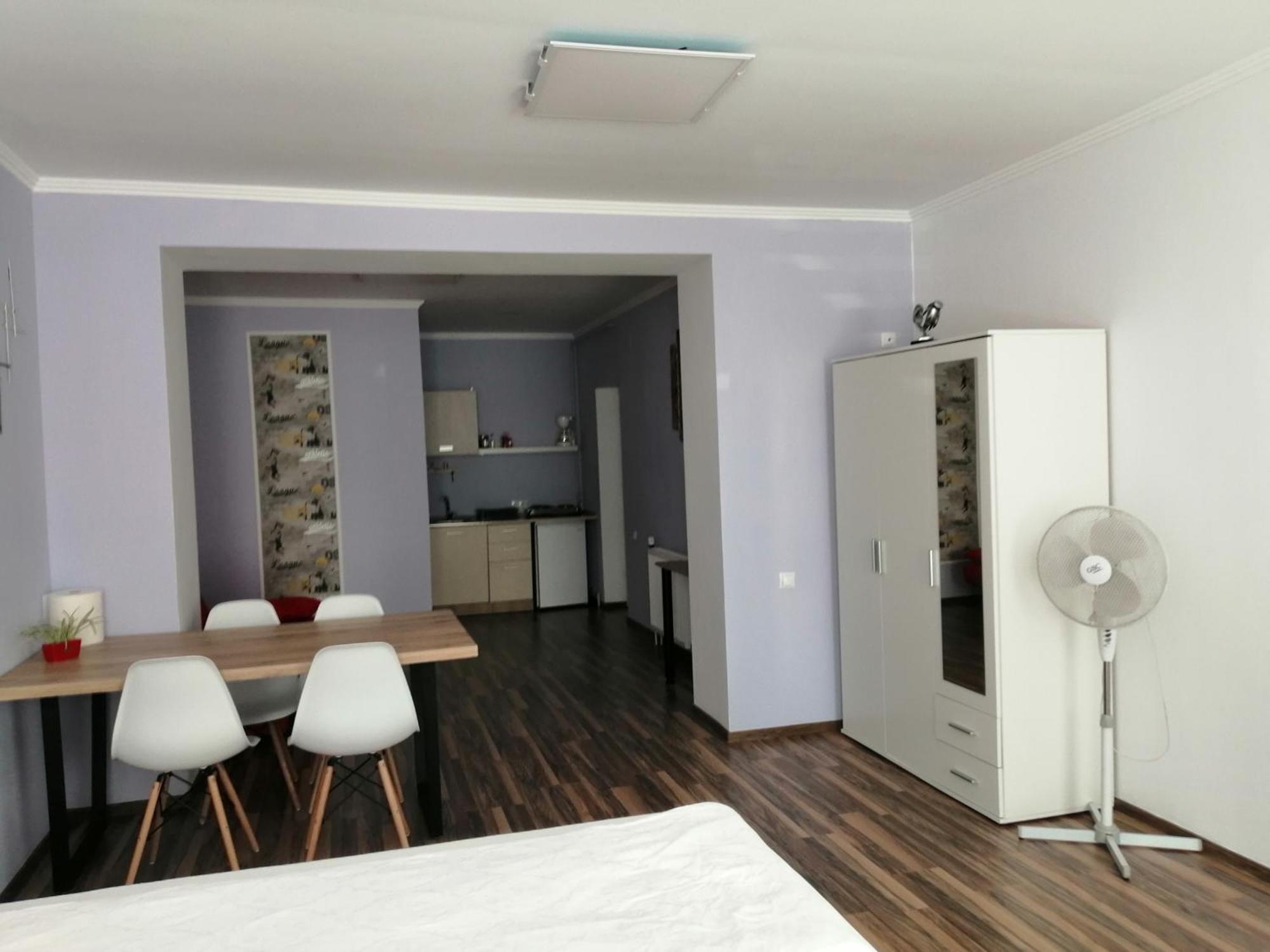 Violet House Apartment ทูร์ดา ภายนอก รูปภาพ