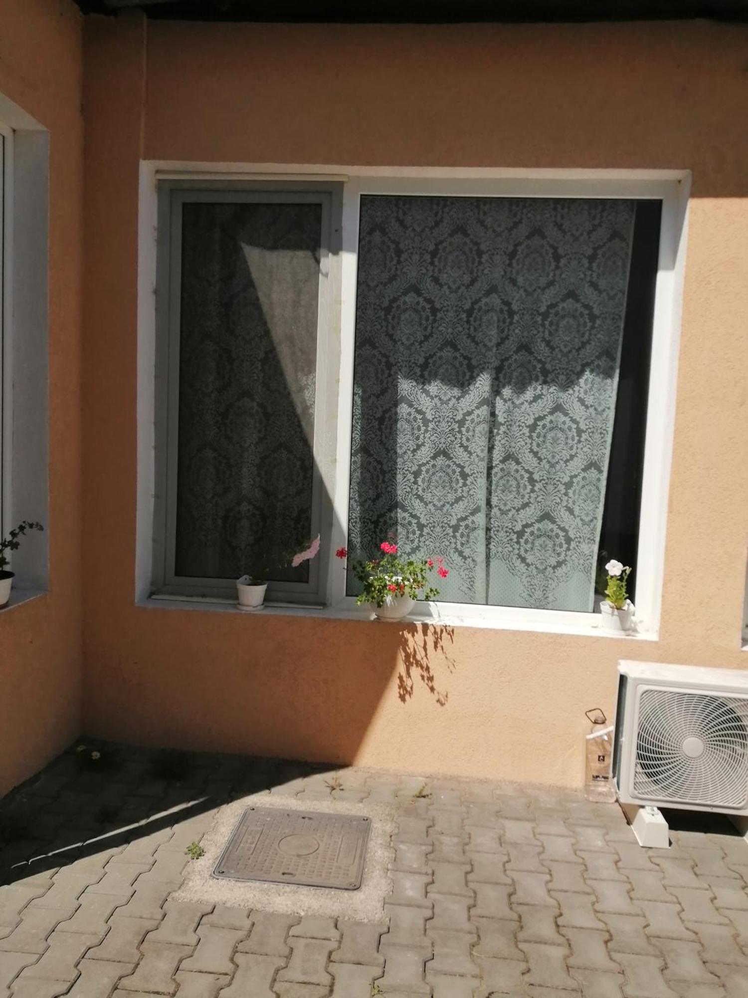 Violet House Apartment ทูร์ดา ภายนอก รูปภาพ