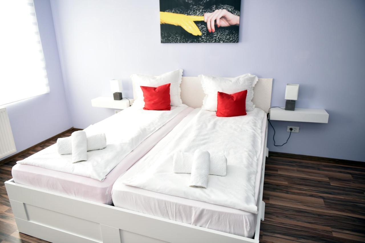 Violet House Apartment ทูร์ดา ภายนอก รูปภาพ